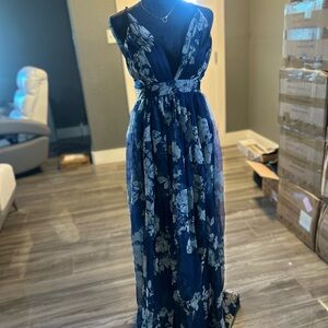 Elegant Floral Blue Maxi Dress